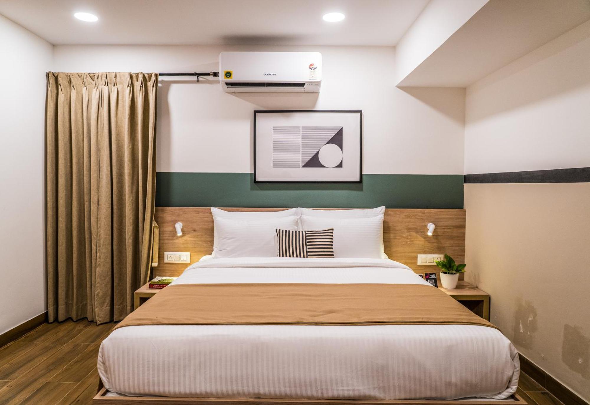 Olive Hotel Millers Road By Embassy Group Bangalore Buitenkant foto