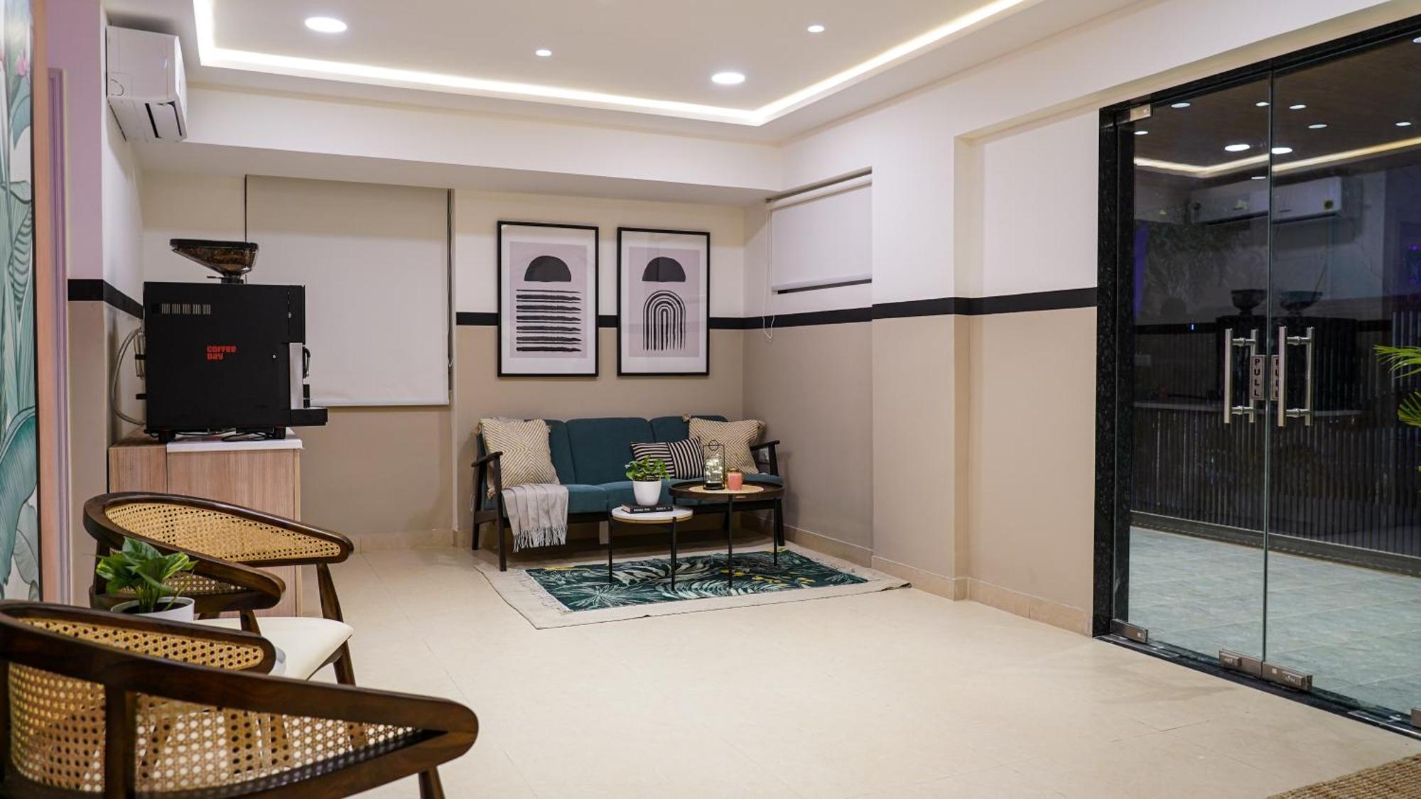 Olive Hotel Millers Road By Embassy Group Bangalore Buitenkant foto