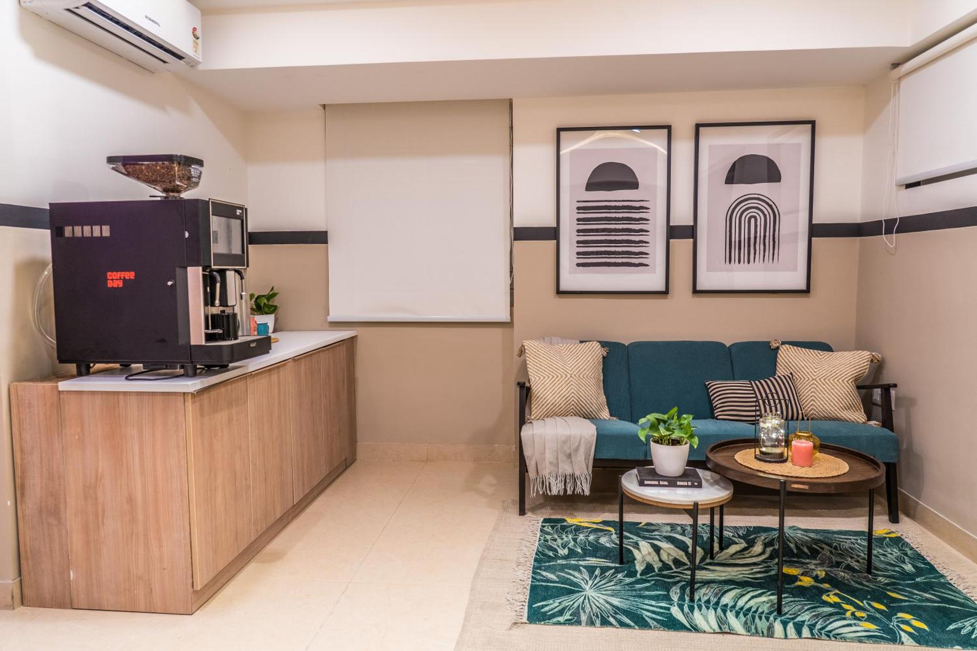 Olive Hotel Millers Road By Embassy Group Bangalore Buitenkant foto