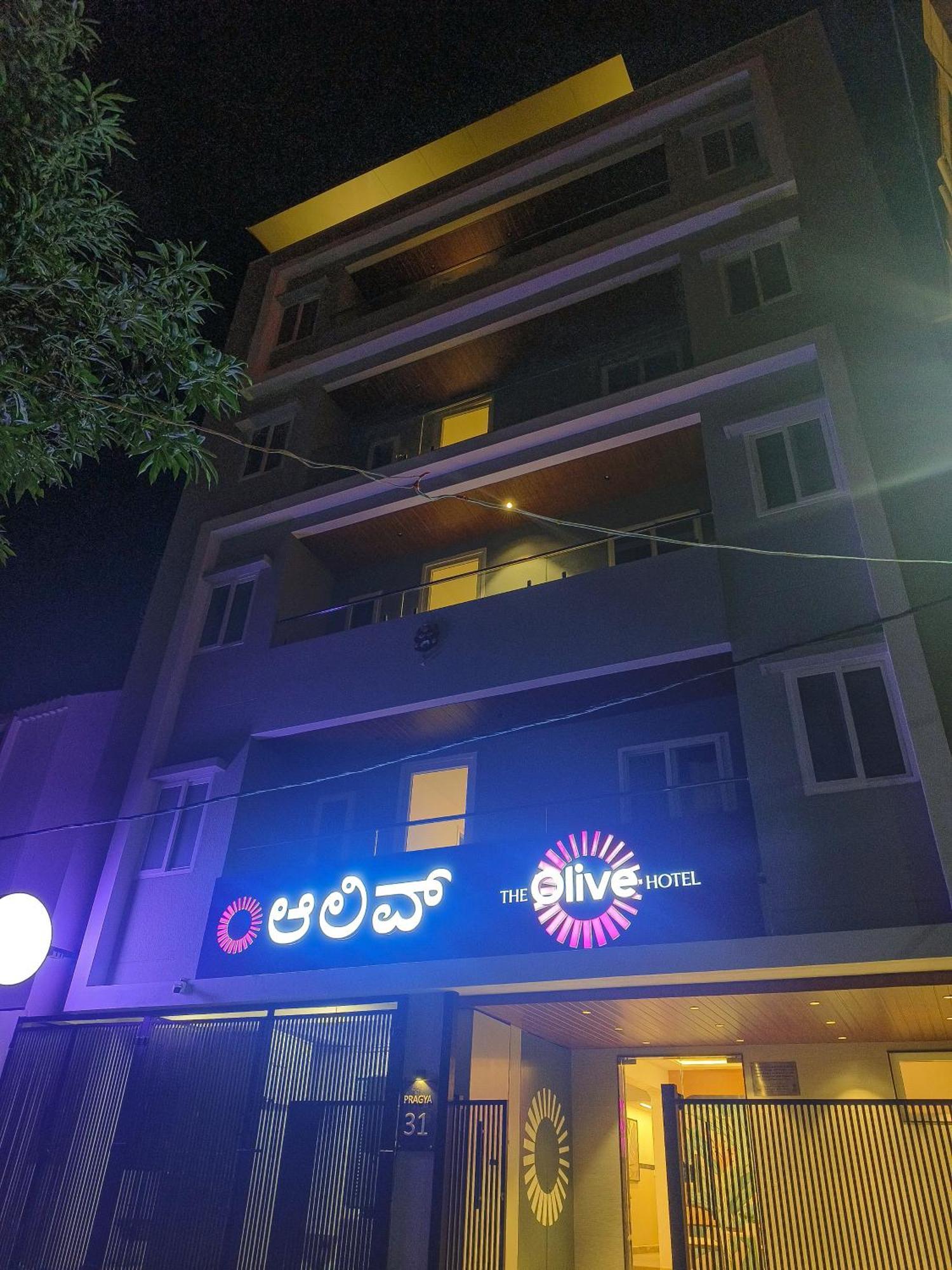 Olive Hotel Millers Road By Embassy Group Bangalore Buitenkant foto